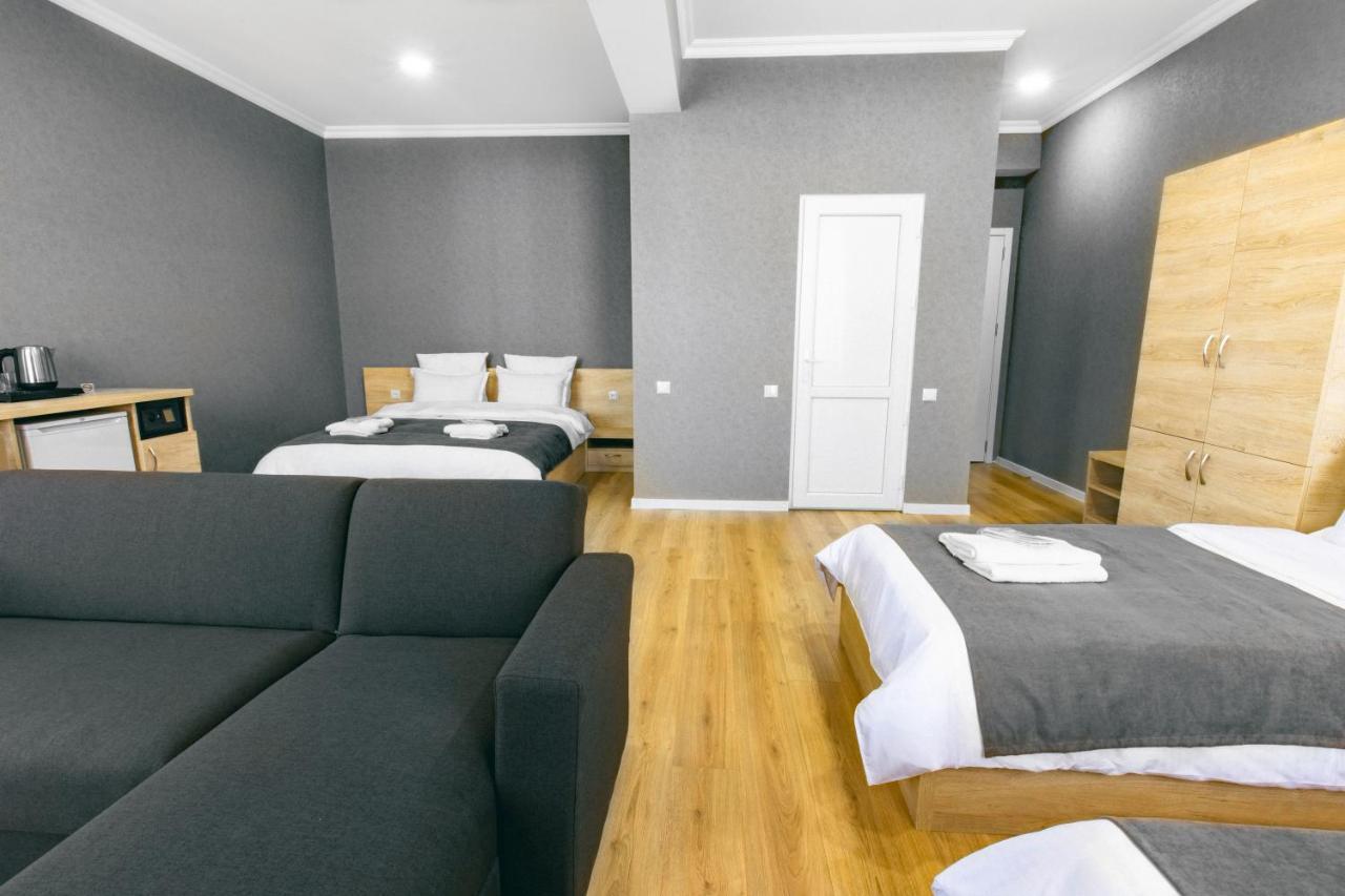Hotel Caucasus Bordżomi Zewnętrze zdjęcie