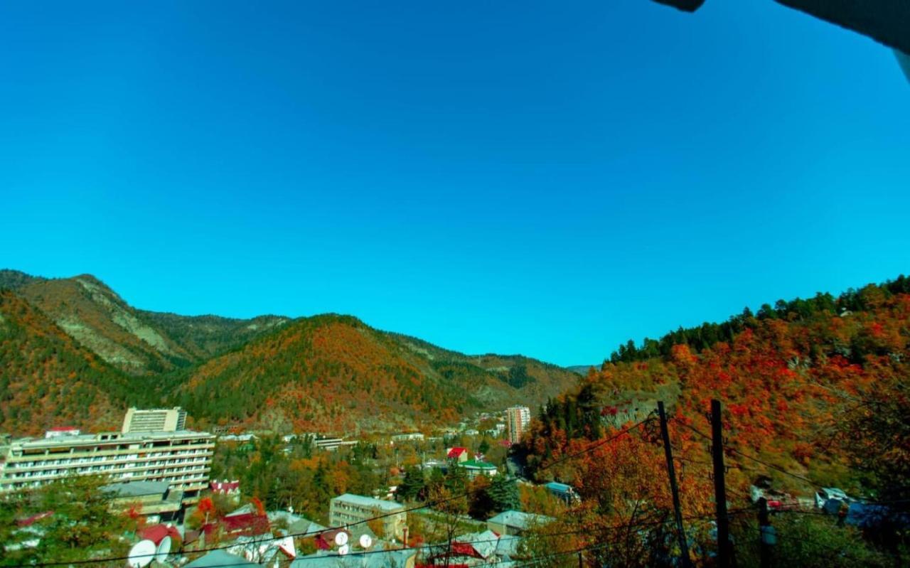 Hotel Caucasus Bordżomi Zewnętrze zdjęcie
